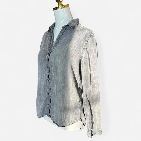 Grey brushed cotton button-up shirt with a relaxed fit. Gunmetal buttons. - Picture 2 of 4